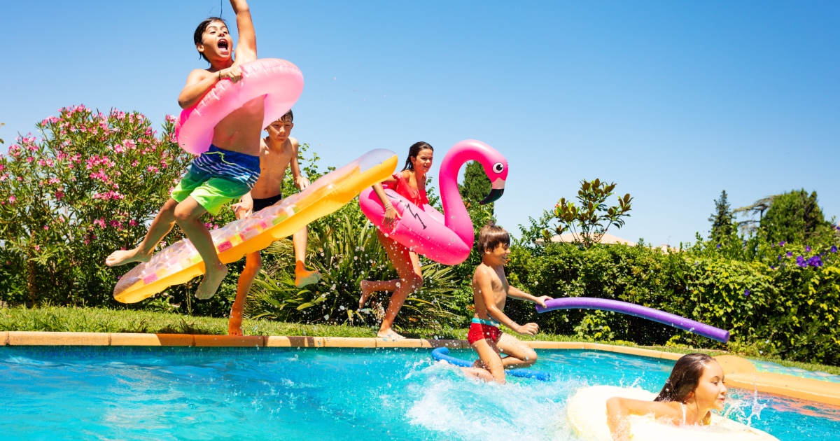 dive-into-the-benefits-of-having-a-swimming-pool-at-home 3